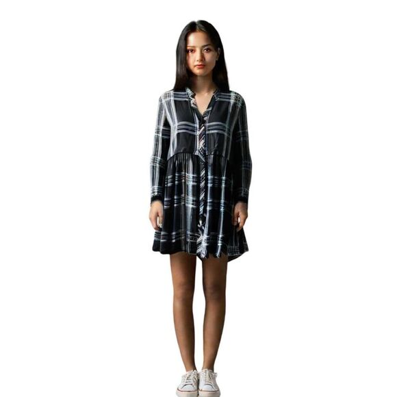 Charlie Paige Black & White Button Down Plaid Tunic Top Size M - Picture 1 of 10